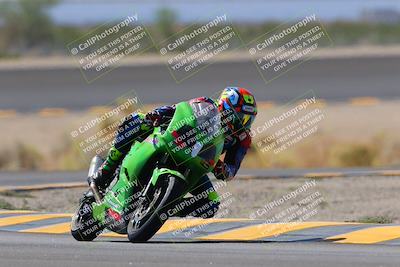 media/Oct-08-2022-SoCal Trackdays (Sat) [[1fc3beec89]]/Turn 14 (1050am)/